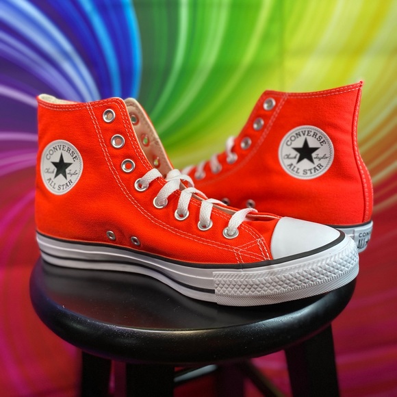 Chuck Taylor All Star Bright Crimson - Picture 2 of 12
